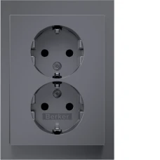 Berker Розетка з з/к 2X, зах.контактів, цільна, нерж.сталь-лак 16А/250В K.5 47597004