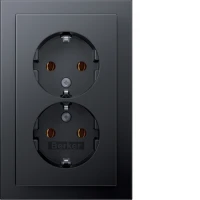 Berker Розетка з з/к 2X цільна, антрацит 16А/250В Q.3 47746096