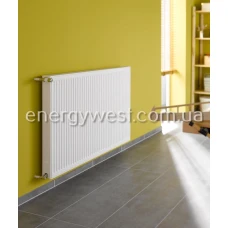 Сталевий радіатор опалення 22 тип 900*900 бокове підключення Kermi Compact