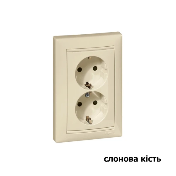 Розетка двійна з заземленням та рамкою Valena Classic Legrand - Фото 3