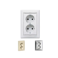 Розетка двійна з заземленням захисними шторками та рамкою Valena Classic Legrand