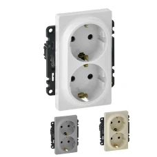 Розетка подвійна із заземленням та захисними шторками Valena Life Legrand