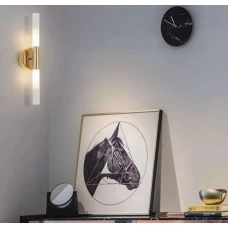 Line.F YG 368 G9 латунний 647_906. Бра