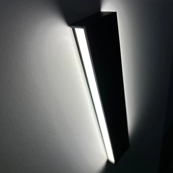 Підсвітка стіни Skarlat LIT RWLB146 40W BK 4000K чорний 1723041 - Фото 3